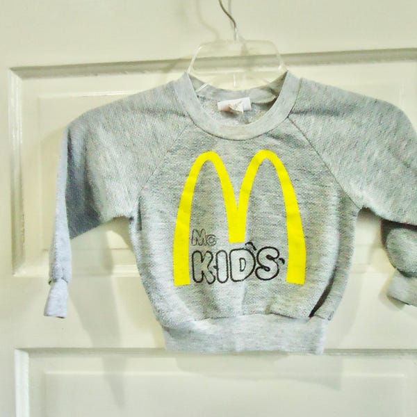 Vintage 80s/90s McKids MCDONALDS Brand Toddlers Golden Arches Logo Print Crewneck Sweatshirt Soft And Comfy Classic Fit sz 2T/3T