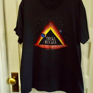 Vintage 90s 1990 Authentic TOTAL RECALL Movie Promo Front Back Graphic Print T Shirt Screen Stars Tag Single Stitch Sleeve Adult sz M