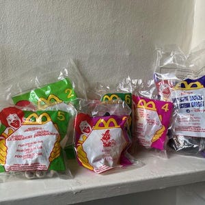 Vintage 90s/Y2K MCDONALD&#39;S Happy Meal Toy Assorted Lot of 6 Items Unopened Packages Very Good Vintage Condition Tigger, Birdie, Dinosaur Etc