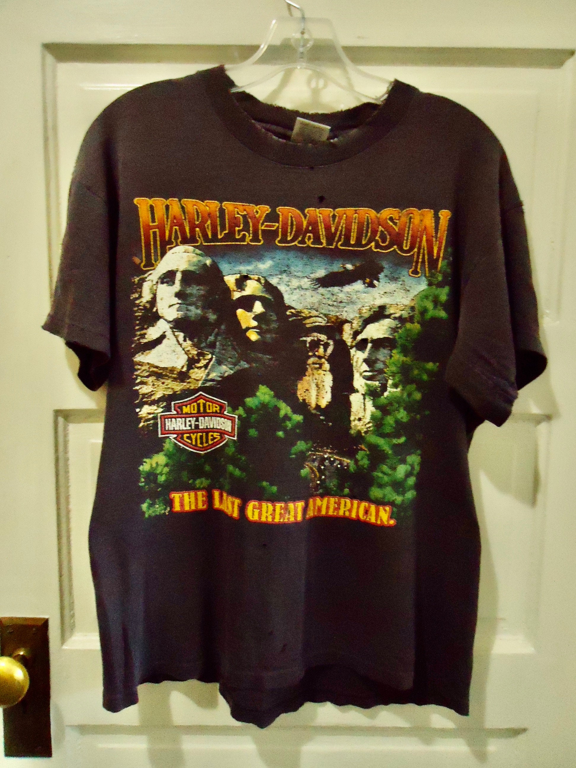 Vintage 80s/90s HARLEY DAVIDSON Trashed Biker Graphic T Vintage 80s/90s HARLEY DAVIDSON Trashed Biker Graphic T