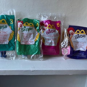 Vintage 90s MCDONALD&#39;S Happy Meal BARBIE 1999 Lot Of 4 Unopened Toys Assorted