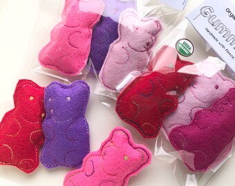 Catnip Valentine Love Bears | Organic Catnip Toys | Vegan Cat Toys | Gummy Bear | Catnip Bear | Cat Candy | Catnip Gift