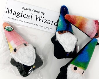 Giocattolo per gatti a forma di mago con erba gatta, realizzato a mano: regalo vegano in pile per gatti.