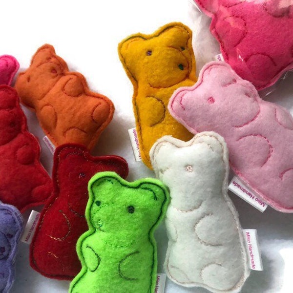 Catnip Gummy Bears | Organic Catnip Toys | Cat Toys | Gummy Bear | Catnip Bear | Cat Candy | Catnip | Cat Gummy Bears | Catnip Gift