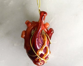 Anatomical heart necklace glass