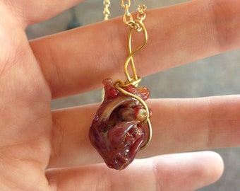 Anatomical heart necklace glass