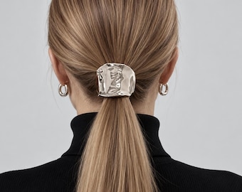 Ponytail Hair Cuff, Modern Sculpted Hair Holder, Minimalist Updo Accessory, Elegant Hair Jewelry for Daily Styling