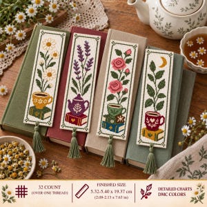 Puede incluir: Cuatro marcapáginas rectangulares de punto de cruz con borlas, cada uno con un motivo floral y de bebida diferente sobre libros. Los diseños incluyen margaritas con taza amarilla, lavanda con tetera morada, rosas con taza verde y luna con taza roja. Tamaño final 5,32-5,40 por 19,37 cm.