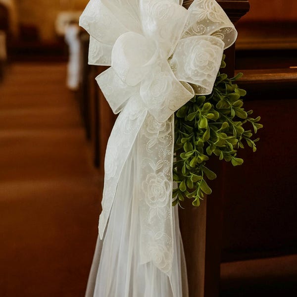Elegant White Wedding Pew Bow, Church Aisle Decor,Wedding Ceremony Aisle Decorations,Bride’s Room Bow,Wedding Reception Decor,Bridal Shower