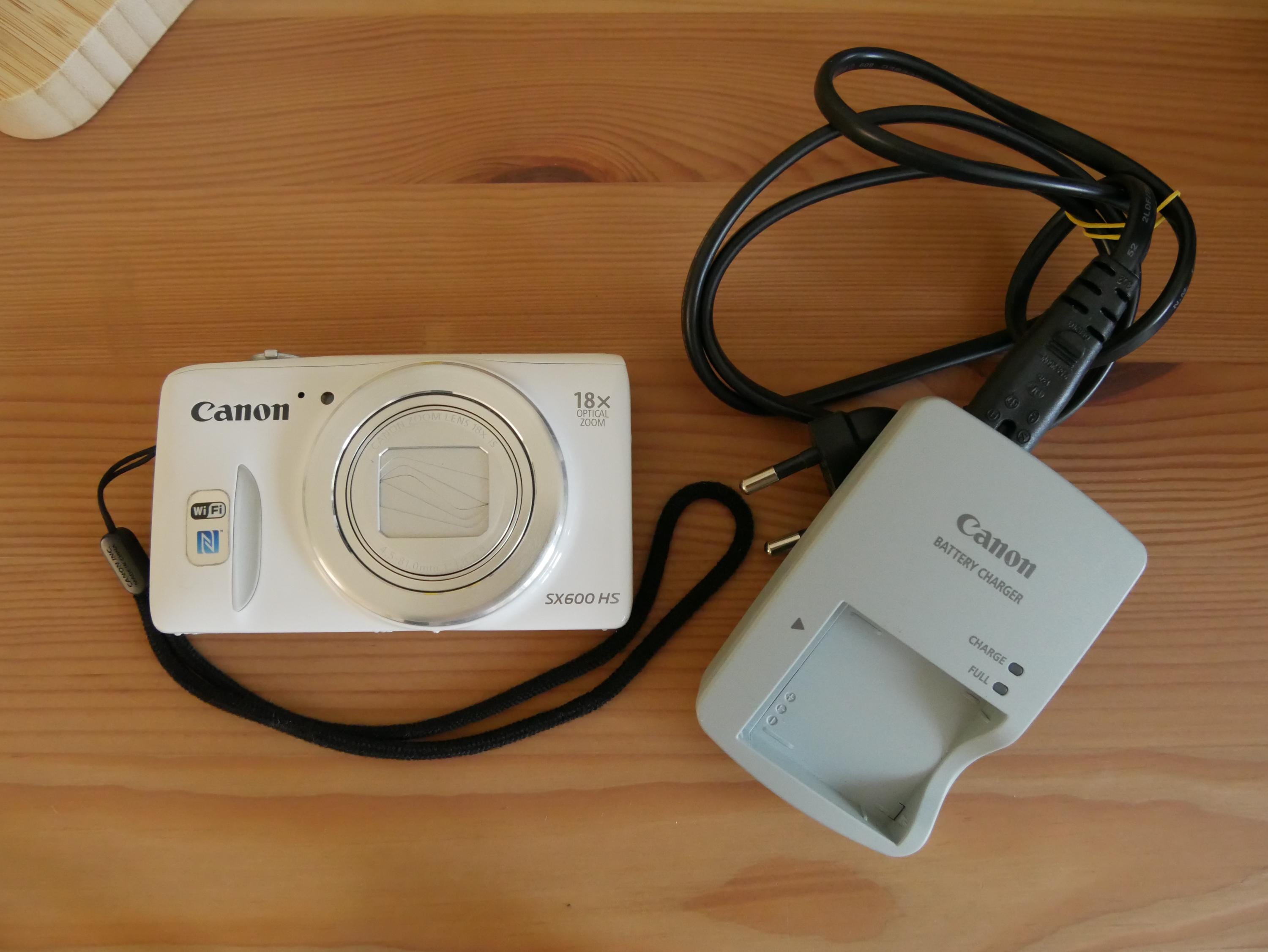 Canon Powershot SX600 HS White | Compact 16 MP 18x Zoom Camera