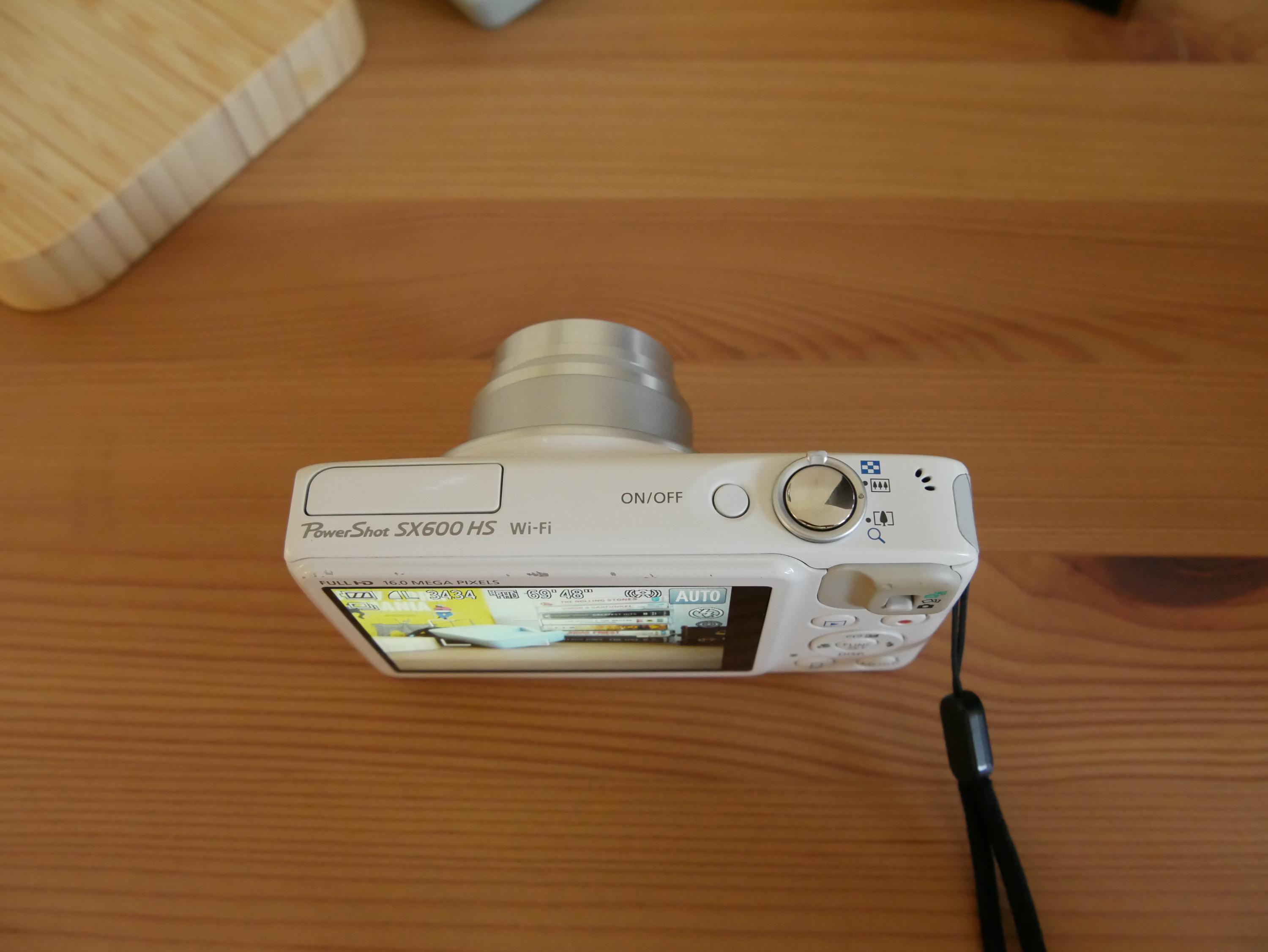 Canon Powershot SX600 HS White | Compact 16 MP 18x Zoom Camera