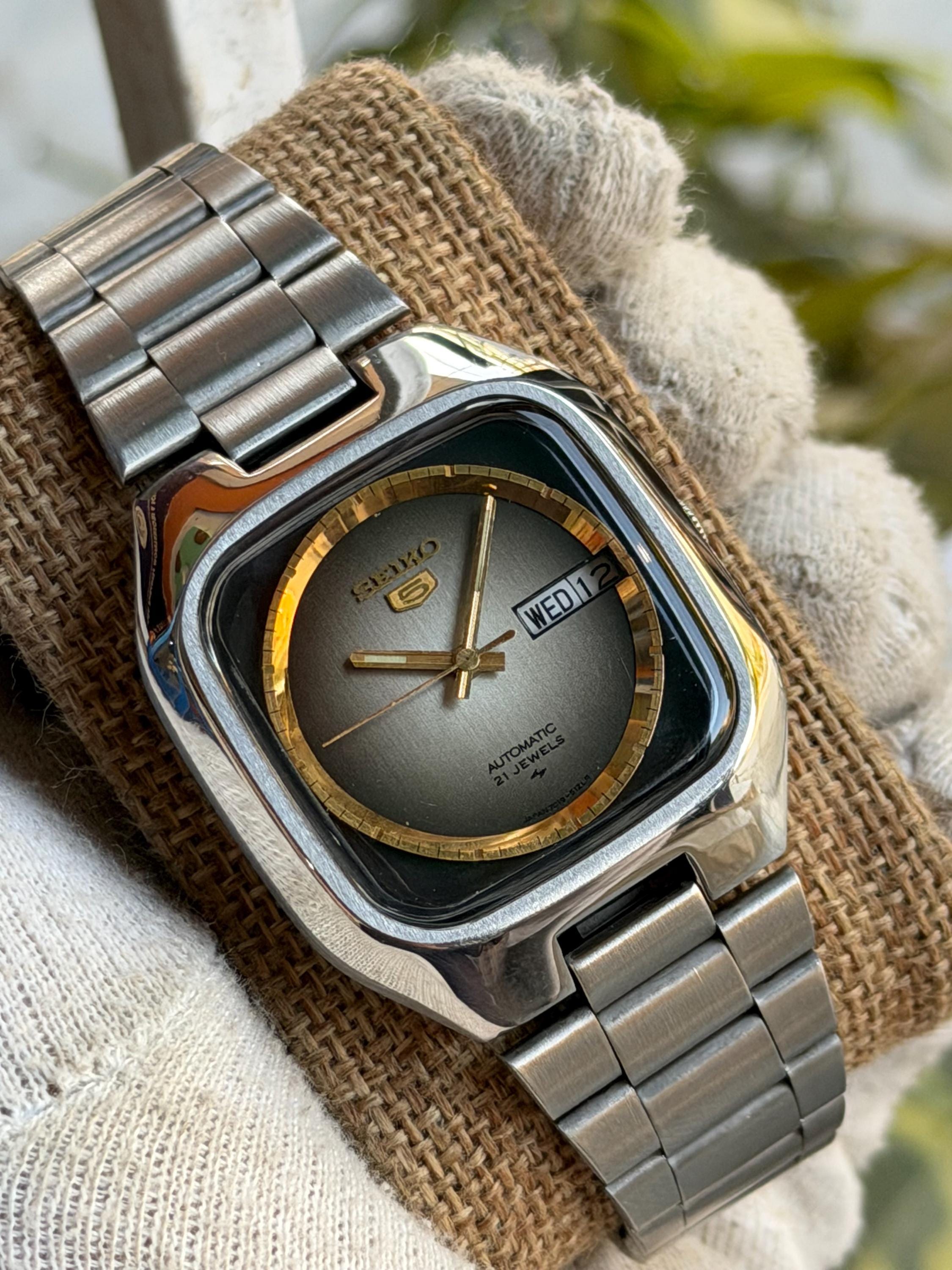 Seiko 7019 - Etsy