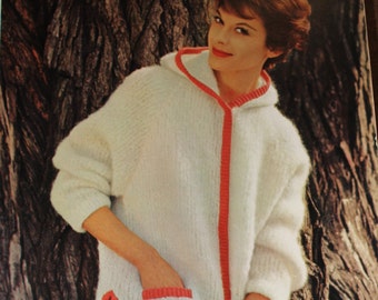 Suéter a granel para mujer con capucha - patrón de punto vintage - moda retro de 1960 - suéter con capucha con cremallera (62A3)