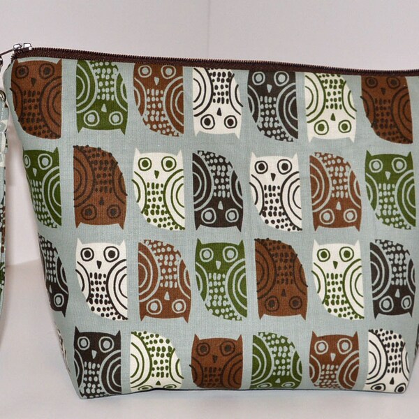 Large Owls divided  color work project / cosmetics / traveling bag