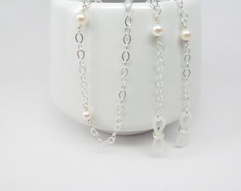 Sterling Silver Eye Glass Chain with freshwater pearls; Reading Glasses Holder Necklace, Eyeglasses Holder, sterling silver glasses chain