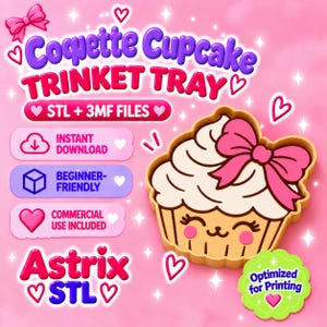 Op de afbeelding: Een digitaal bestand voor een Coquette Cupcake sieradenbakje met STL- en 3MF-bestanden. De afbeelding toont een cupcake-vormig bakje met een roze strik, een lachend gezicht en tekst zoals Instant Download, Beginner-Friendly, Commercial Use Included.