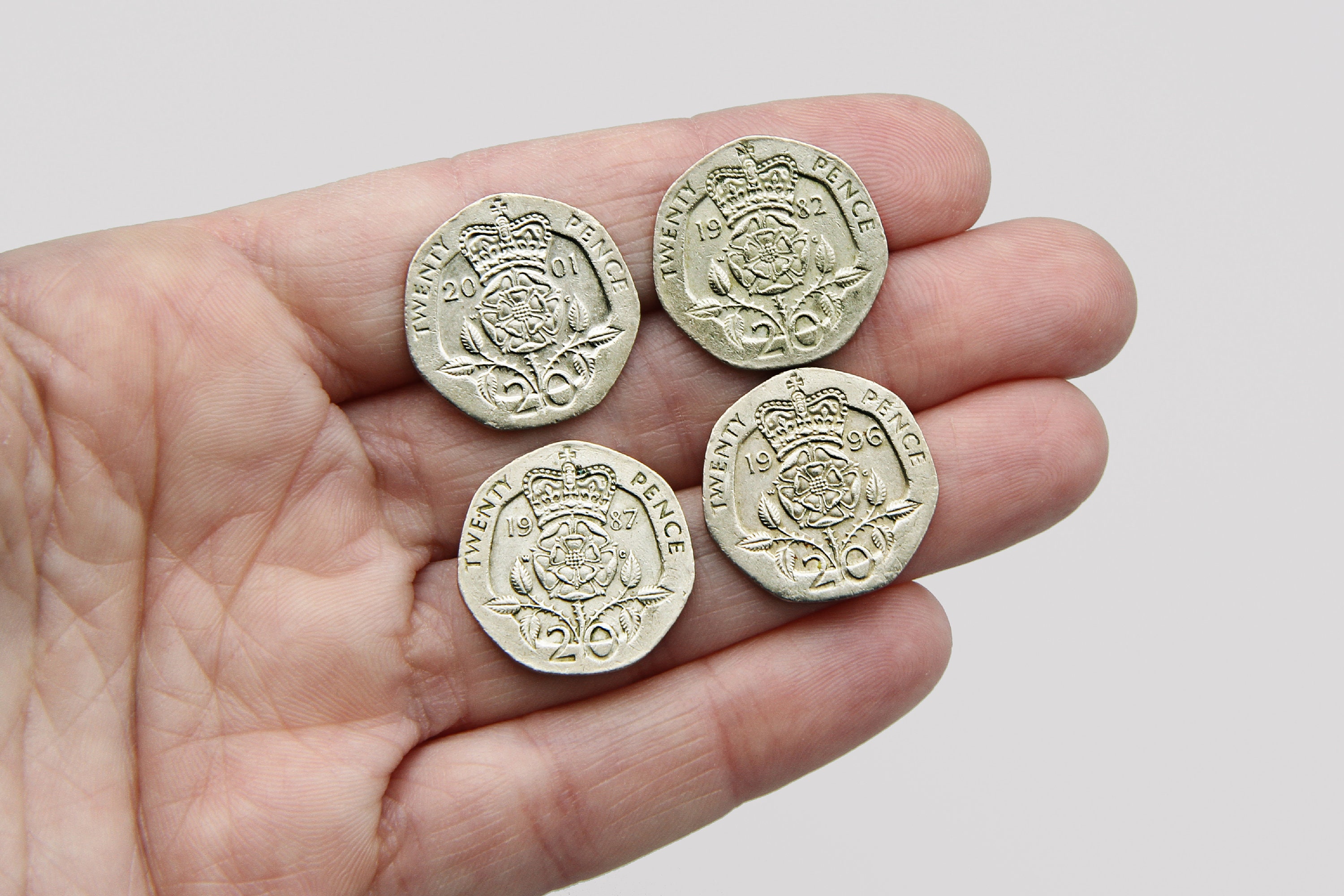 4 英国コインロット、20ペンス硬貨 1982年初発行、1987年、1996年