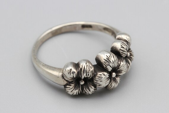 Sterling Floral Band Ring Size 7, Dimensional Flo… - image 8