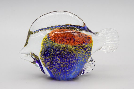 Small Blown Glass Fish Figurine Collectible Handicraft Tropical Nautical Decor