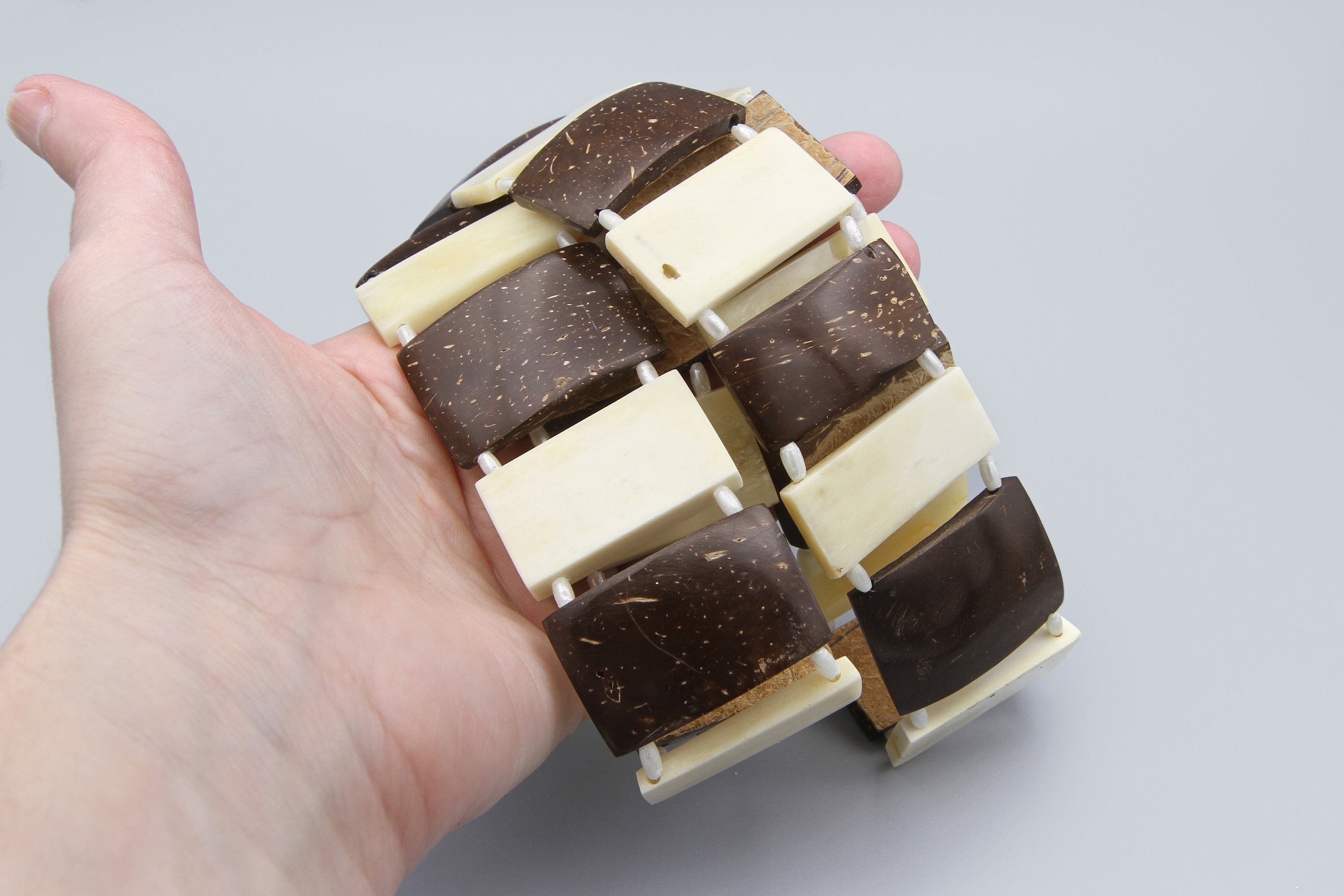 Coconut Shell and Mother of Pearl Adjustable Belt, Brown  display picture 1