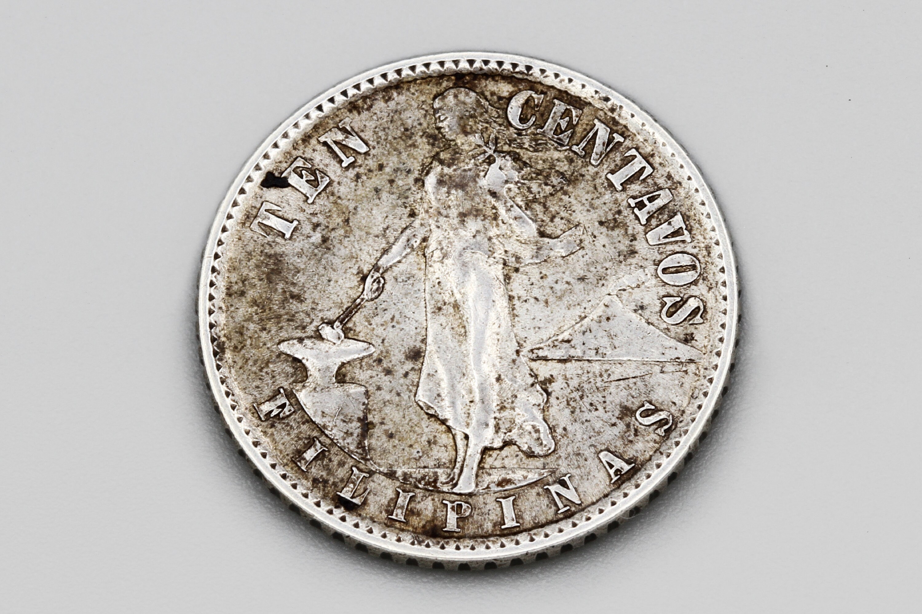 フィリピン10センタボ硬貨　1944年2枚、1945年4枚、1960年1枚、計7 1944年 10センタボ・フィリピナス、750銀貨、フィリピンの通貨、旧世界