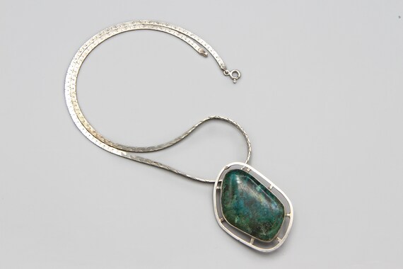 Israel Modernist Necklace, Oval Pendant Pin, Gree… - image 3