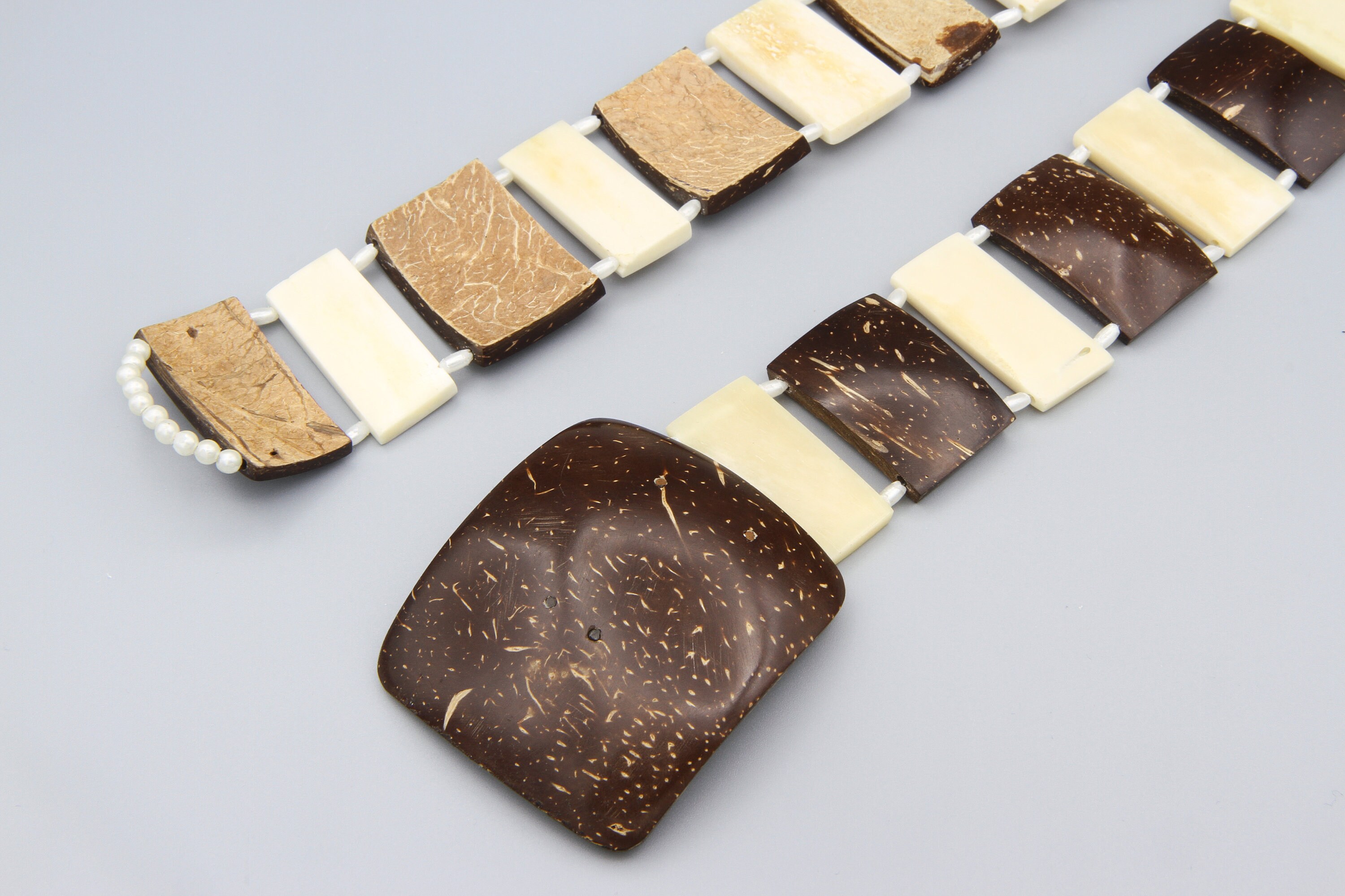 Coconut Shell And Mother Of Pearl Adjustable Belt, Brown Beige Coconut Shell and Mother of Pearl Adjustable Belt, Brown  main image 3