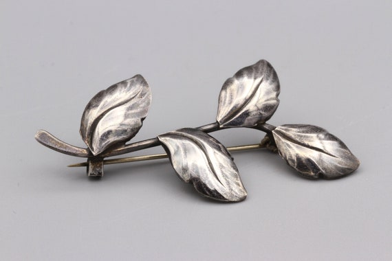 Scandinavian silver brooches - Danish brooches.