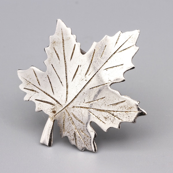 Signed Bond Boyd Sterling Maple Leaf Brooch Pin, Nature Fall Leaf Brooch, 925 Silver Canadian Brooch Pin, Made In Canada Patriotic Jewelry