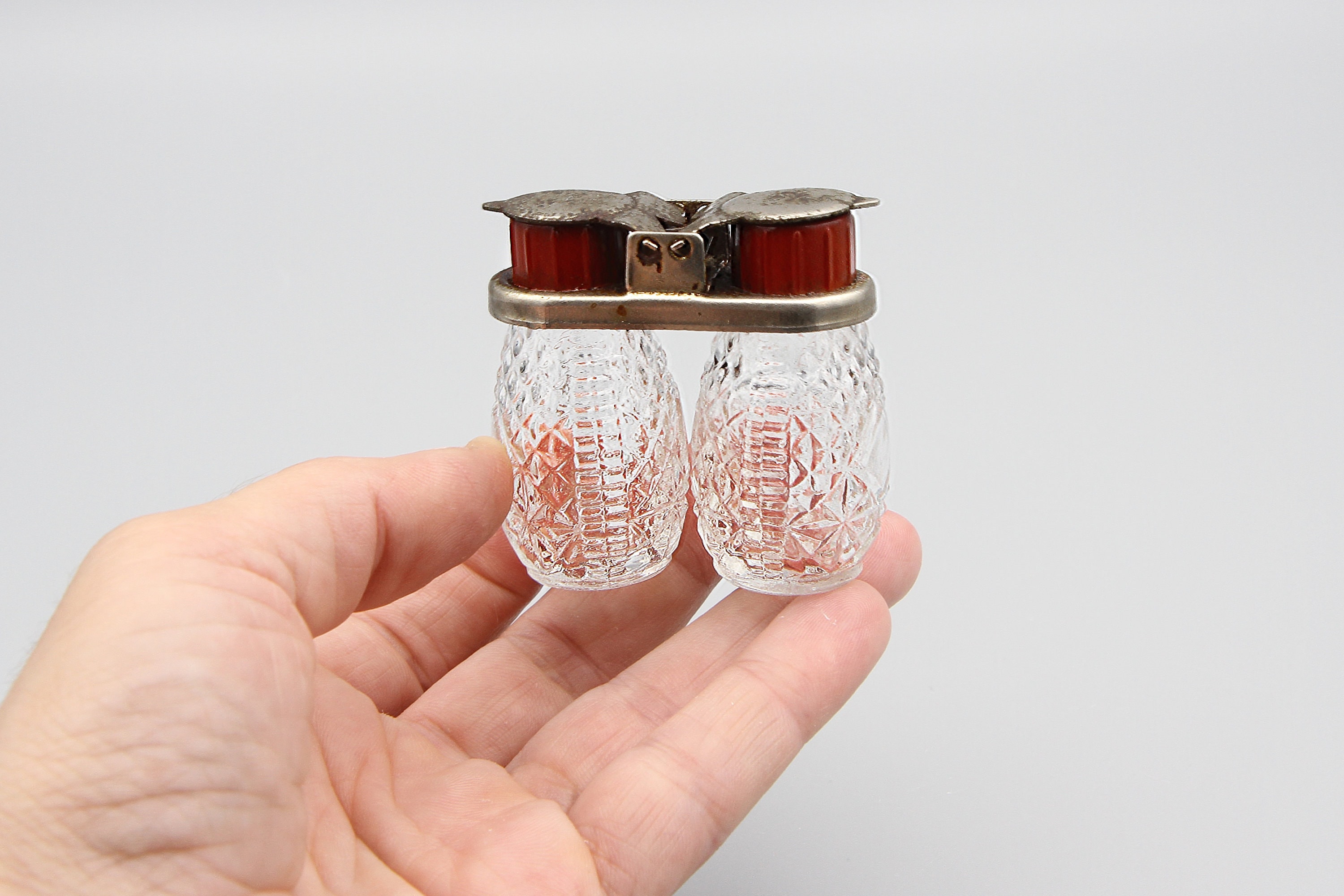 Travel Salt And Pepper Shaker Set Vintage Mini Pressed Glass Etsy Travel Salt And Pepper Shaker Set Vintage Mini Pressed Glass Etsy