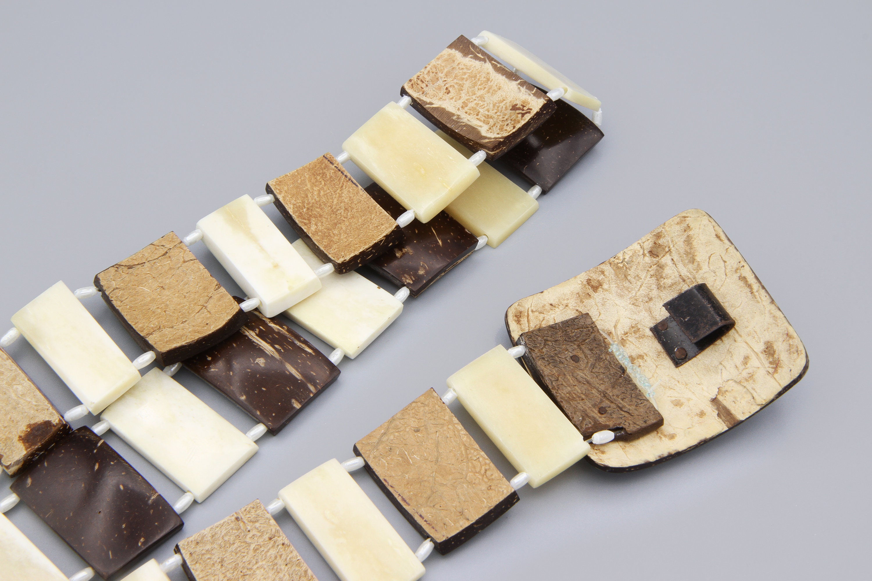 Coconut Shell and Mother of Pearl Adjustable Belt, Brown  display picture 2