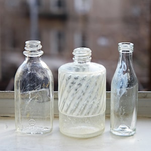 Lote de 3 botellas antiguas de vidrio transparente, encontradas en Nueva York, EE. UU., marca de lujo británica Dunhill, Brockway Sani Glas, frascos de perfume decorados.