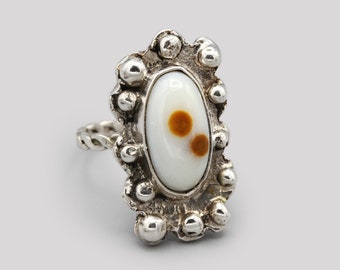 Polka Dot Agate Stone Ring Size 5, 925 Sterling Silver And White Brown Oval Agate, Silver Balls Band Ring, Brutalist Style Gemstone Jewelry
