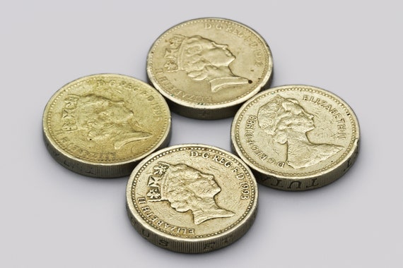 1983年から1995年までの英国1ポンド硬貨セット、エリザベス2世の肖像