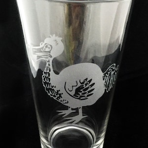 Dodo Bird Animal Etched Pint Glass Extinct Alice in Wonderland Wildlife