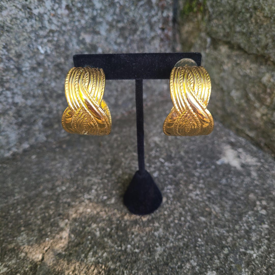 Earrings 2090