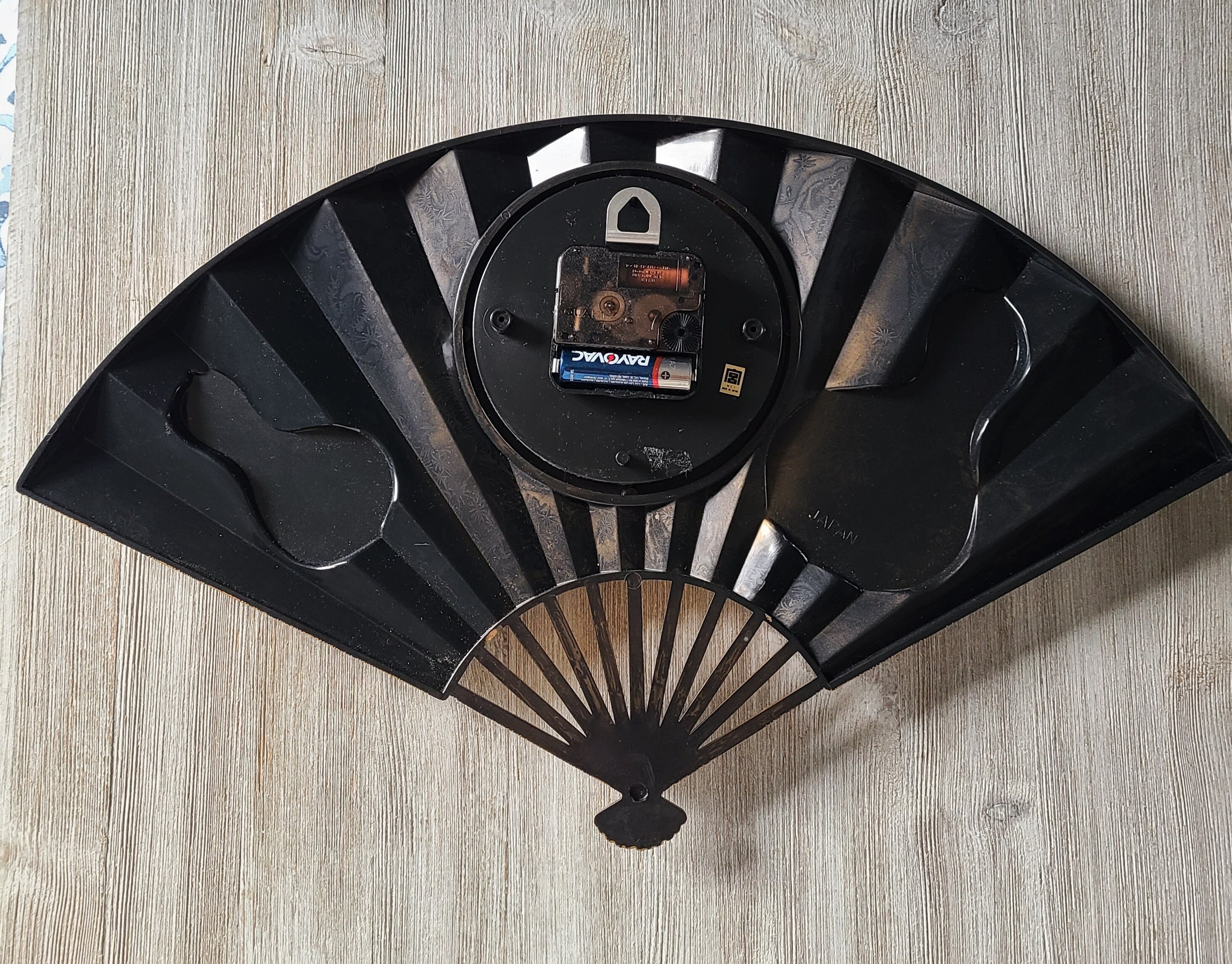 Vintage Gold Fan Clock 1970's Hand Fan Wall Clock Asian Gold Fan Wall ...