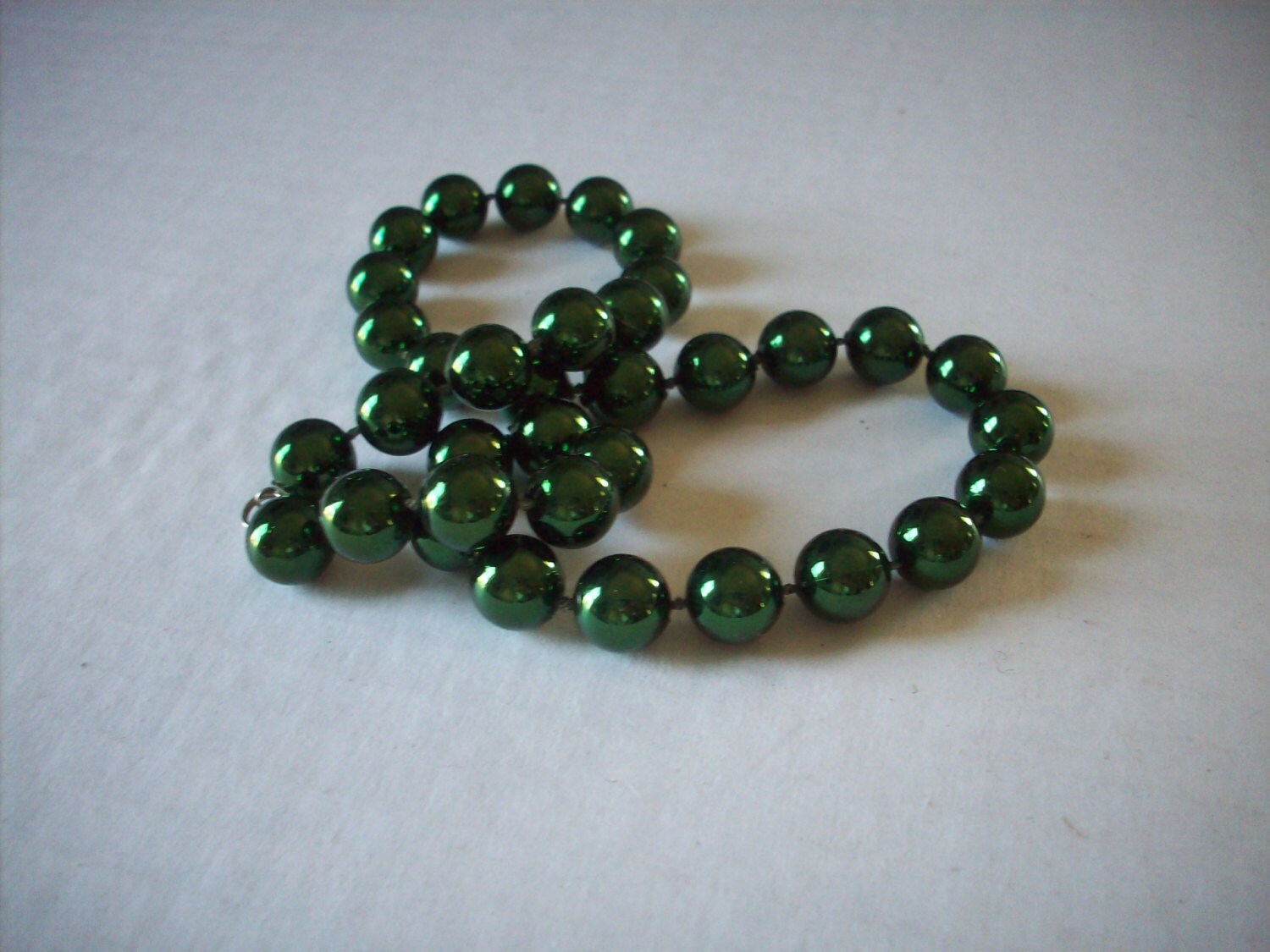Collier Vintage En Perles De Verre Vert - Ancien Bijou Rétro, Occasion En Bon état