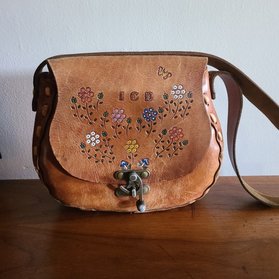 Vintage 70s Floral Leather Hand Tooled bag