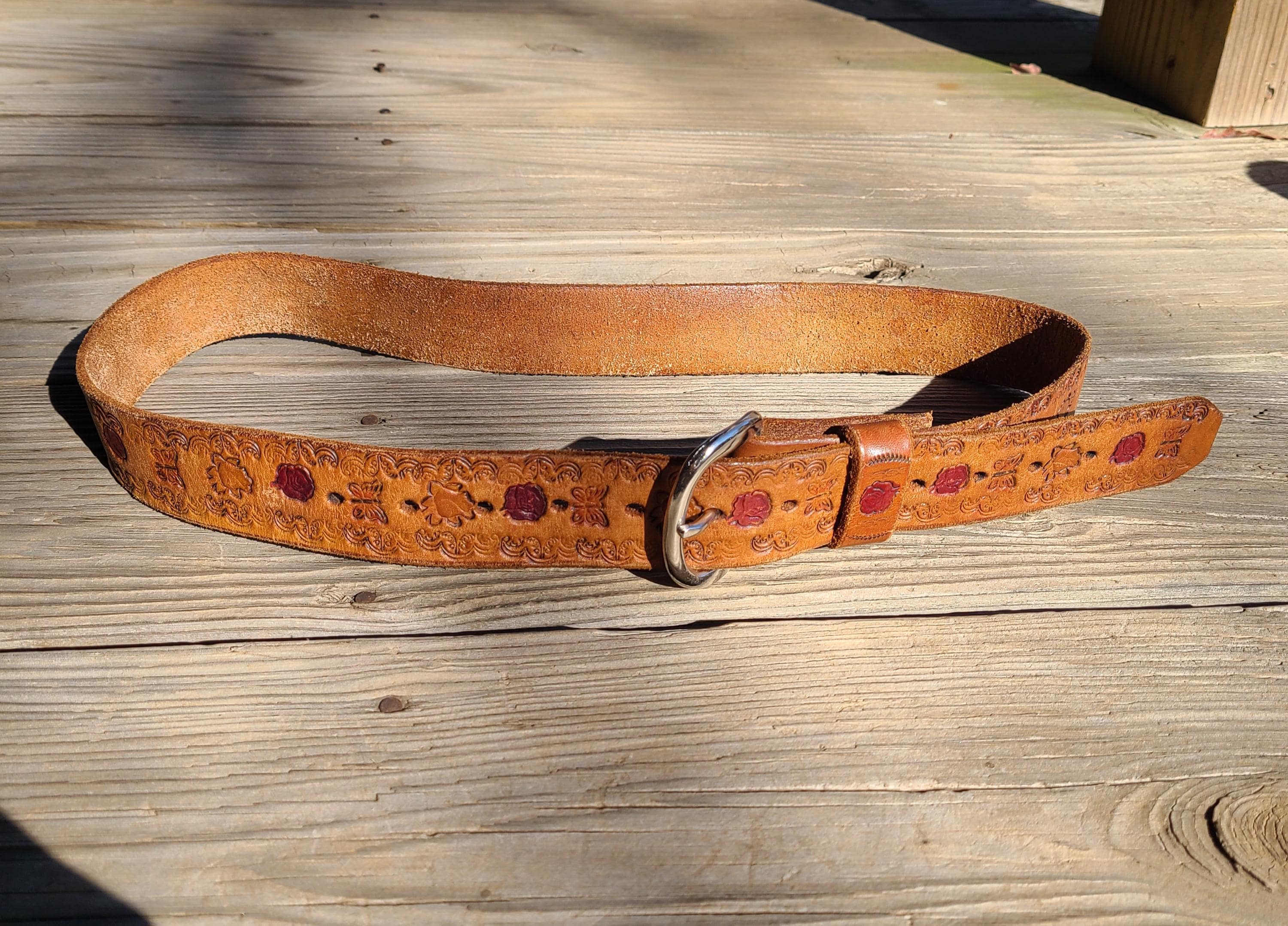 Vtg 70s 60s Hand Tooled Hippie Leather Boho Belt Butterflies Flowers Size 34 Hippie Butterfly Belt main image 2