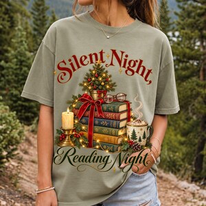 Стопка рождественских книг «Silent Night, Reading Night»
