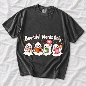 Four kawaii ghosts with flash cards, speech bubbles and books, text Boo-tiful Words Only