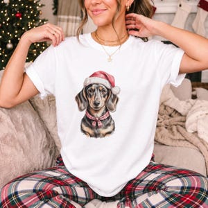 Comfort Colors Dachshund Santa Hat Shirt, Watercolor Doxie Christmas Tee, Dachshund Christmas T-shirt, Doxie Mom Holiday Shirt