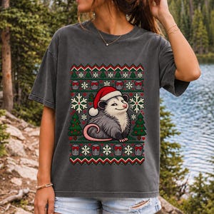 «Уродливый свитер» с опоссумом (faux knit)