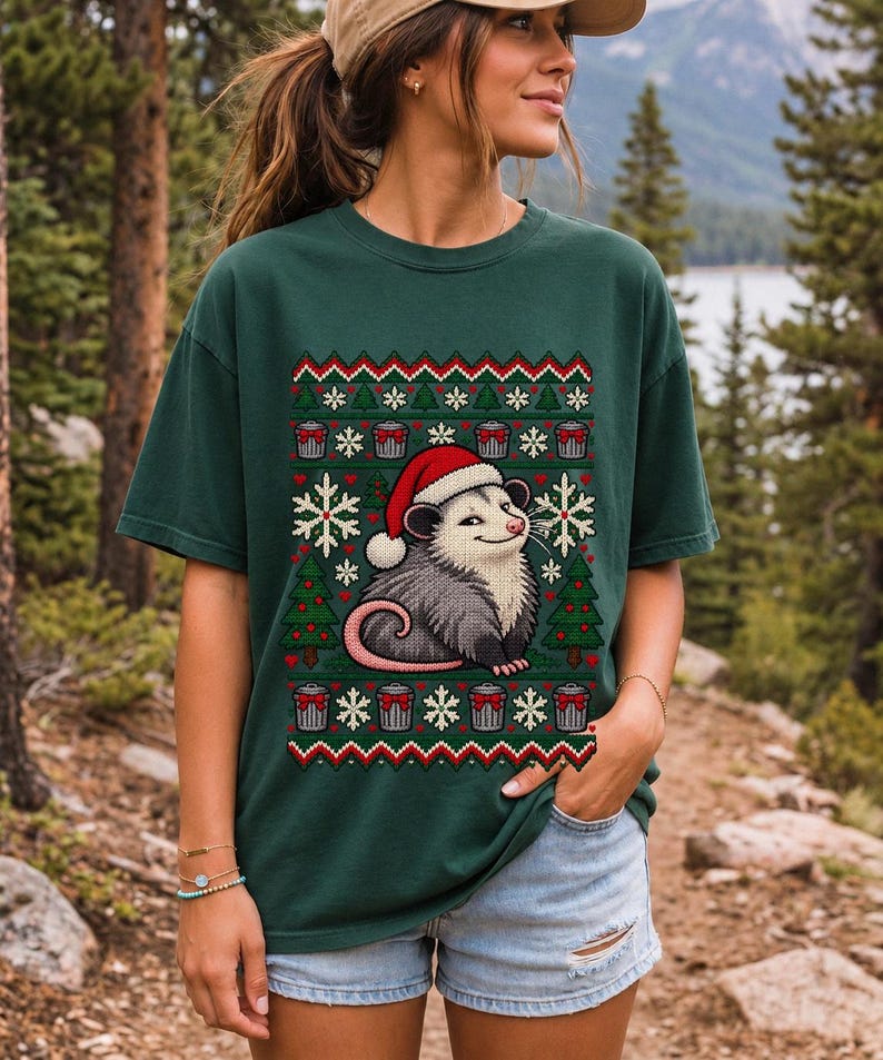 «Уродливый свитер» с опоссумом (faux knit)