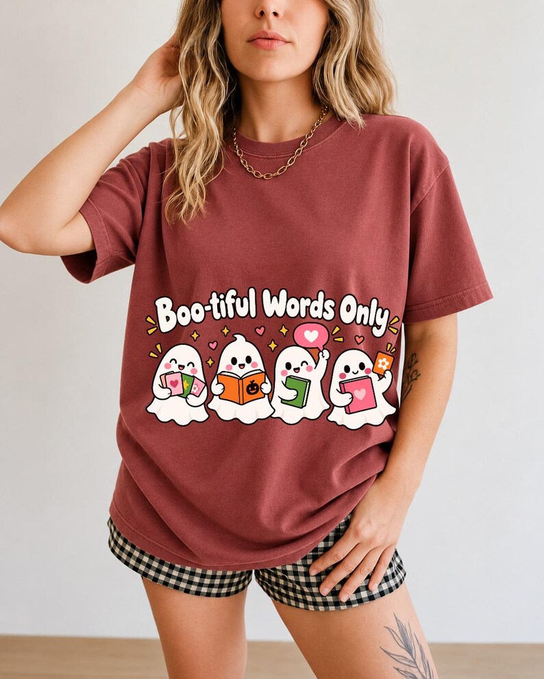 Four kawaii ghosts with flash cards, speech bubbles and books, text Boo-tiful Words Only