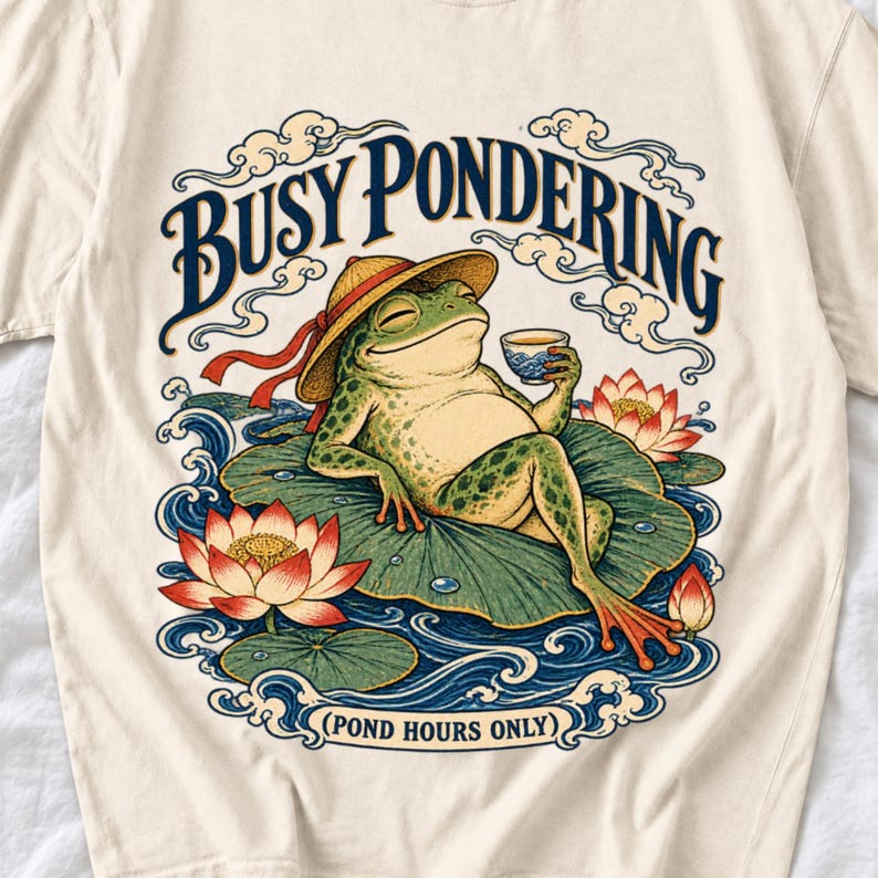 Лягушка «Busy Pondering (Pond Hours Only)»