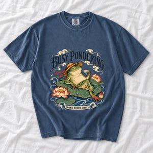 Лягушка «Busy Pondering (Pond Hours Only)»