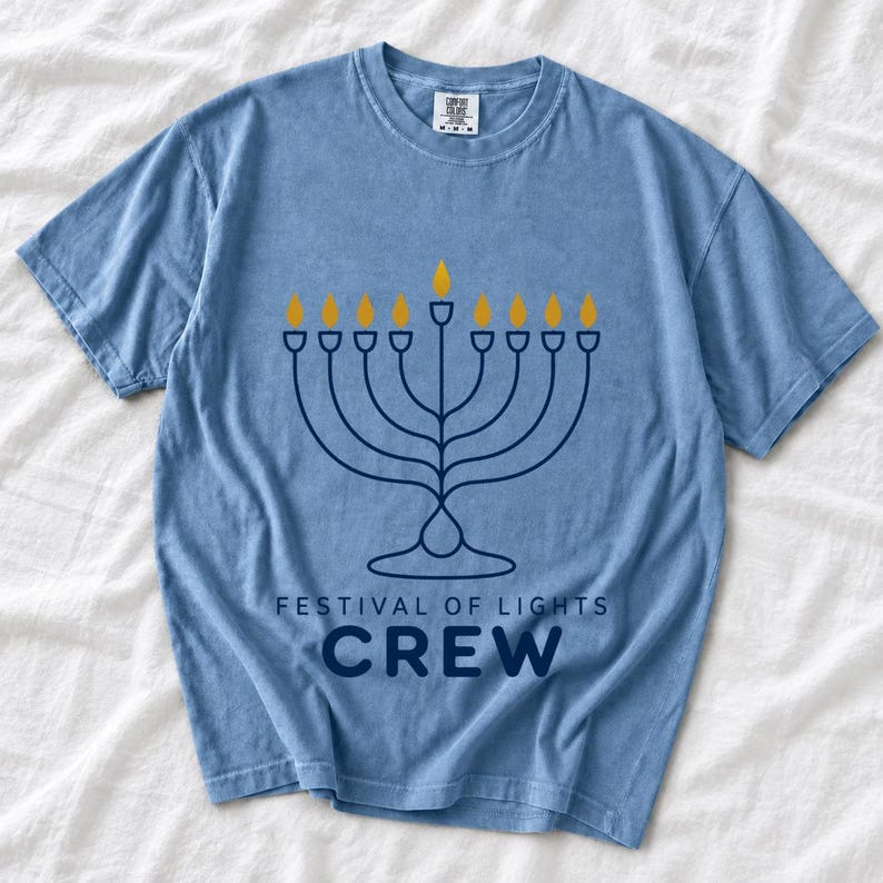 «Festival of Lights Crew» — семейный минимализм