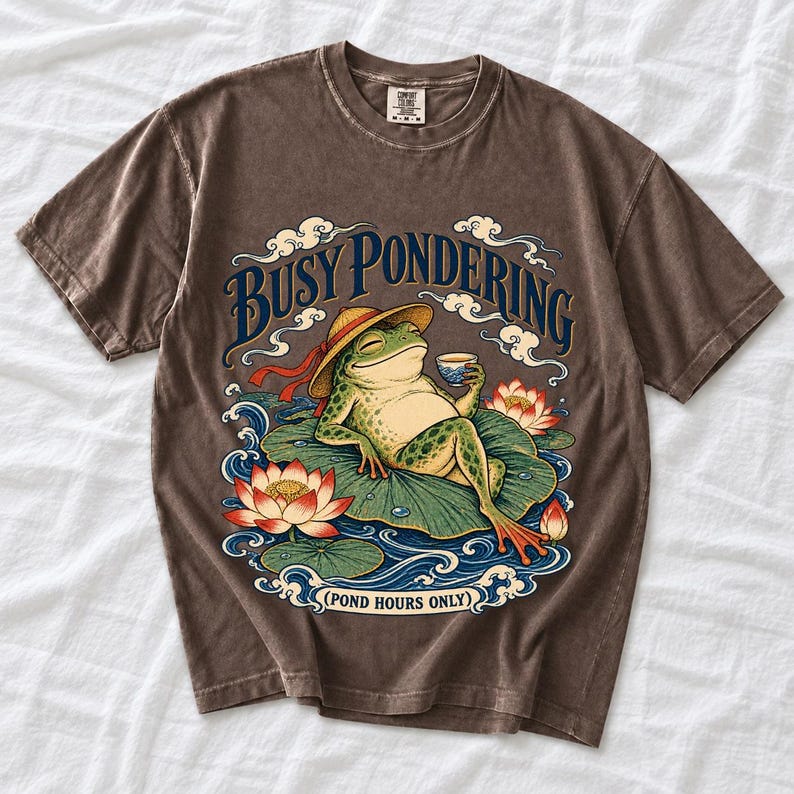 Лягушка «Busy Pondering (Pond Hours Only)»